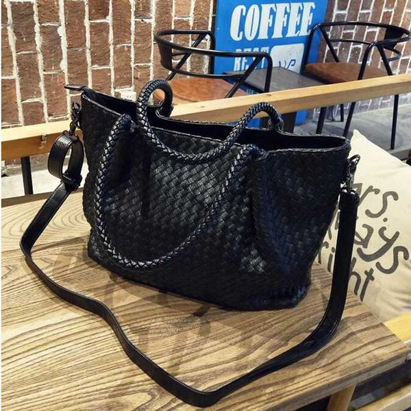 большая емкость мода pu кожа вязание crossbody сумка лето пляж тотализатор большого плеча мешок рука пляж
большая емкость мода pu кожа вязание crossbody сумка лето пляж тотализатор большого плеча мешок рука пляж