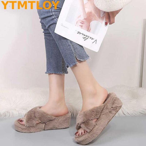 spring and autumn ladies fashion casual open-toe thick bottom wedge shoes velvet slippers plush comfortable slippers, Black 
spring and autumn ladies fashion casual open-toe thick bottom wedge shoes velvet slippers plush comfortable slippers, Black