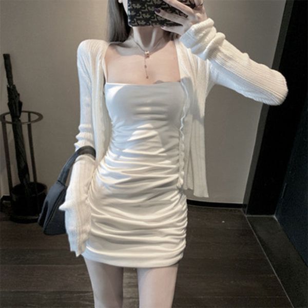 ins white gentle girly series lightweight knitted sunscreen shirt heart machine dungaree dress two-piece set sale
ins white gentle girly series lightweight knitted sunscreen shirt heart machine dungaree dress two-piece set sale