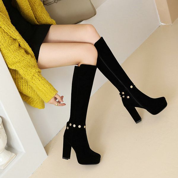 plus size 34-43 new 2020 women boots thick high heels winter knee high boots female rouned toe fashion zipper shoes, Black
plus size 34-43 new 2020 women boots thick high heels winter knee high boots female rouned toe fashion zipper shoes, Black