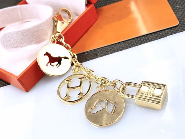 selling new high-end customized multi-accessories keychain wild trend fashion key chain, Slivery;golden
selling new high-end customized multi-accessories keychain wild trend fashion key chain, Slivery;golden
