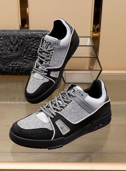 2020x limited edition luxury fashion men 's low to help comfortable casual shoes ,high -end outdoor sports shoes ,size :38 -45, Black
2020x limited edition luxury fashion men 's low to help comfortable casual shoes ,high -end outdoor sports shoes ,size :38 -45, Black