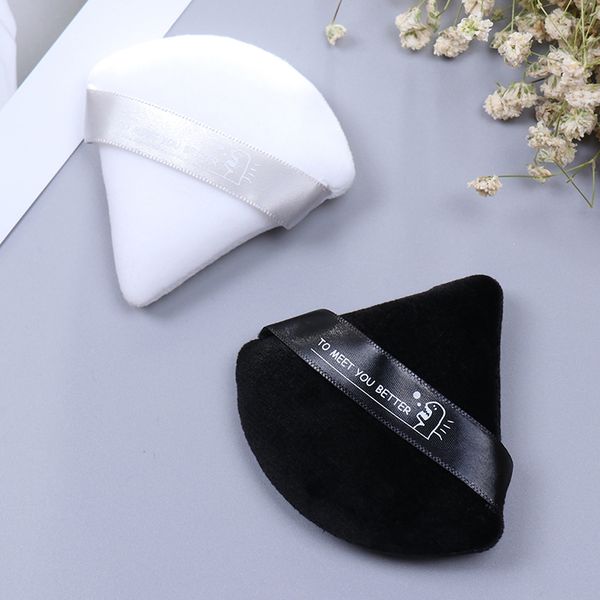1pcs/2pcs cosmetic puff triangle velvet foundation cream mini makeup sponge puffs make up tools
1pcs/2pcs cosmetic puff triangle velvet foundation cream mini makeup sponge puffs make up tools
