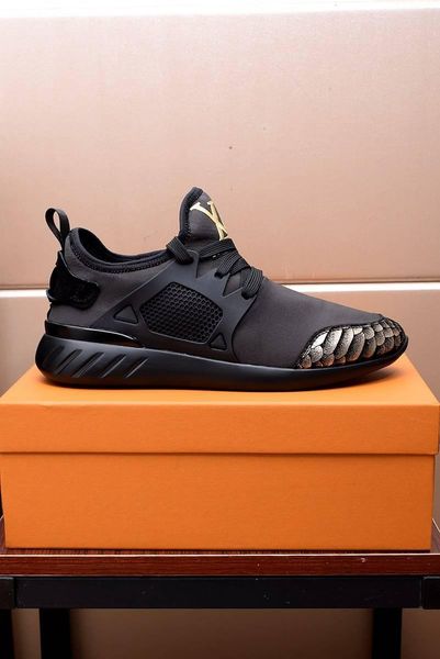 2021t summer new men 's comfortable breathable casual shoes ,fashion wild sports shoes ,send the original box packaging 3, Black
2021t summer new men 's comfortable breathable casual shoes ,fashion wild sports shoes ,send the original box packaging 3, Black