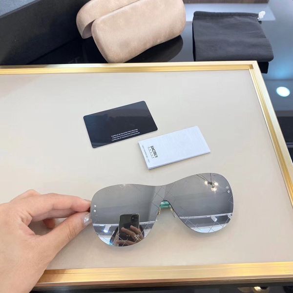 new luxury designer sunglasses for women men fashion ch5529 summer style rectangle full frame uv400 protection come with package, White;black
new luxury designer sunglasses for women men fashion ch5529 summer style rectangle full frame uv400 protection come with package, White;black