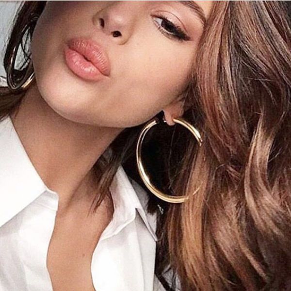 Metal Big Round Earrings alloy classic round female personality exaggerated Earrings hip hop korean
Metal Big Round Earrings alloy classic round female personality exaggerated Earrings hip hop korean