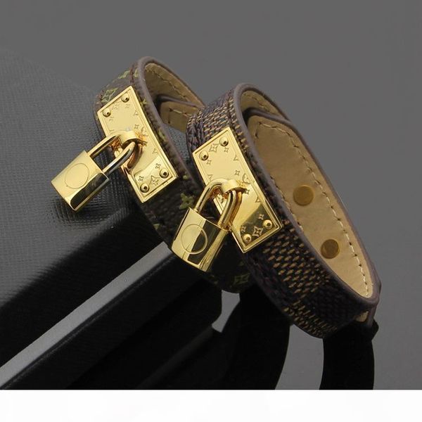 genuine leather bracelets with gold lock accessories design for women 316l titanium steel flower print bracelet brand same fashion jewelry, Black
genuine leather bracelets with gold lock accessories design for women 316l titanium steel flower print bracelet brand same fashion jewelry, Black