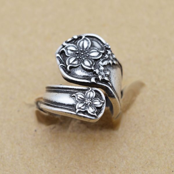 1pcs handmade flower rings adjustable spoon ring for men women birthday gift, Golden;silver
1pcs handmade flower rings adjustable spoon ring for men women birthday gift, Golden;silver