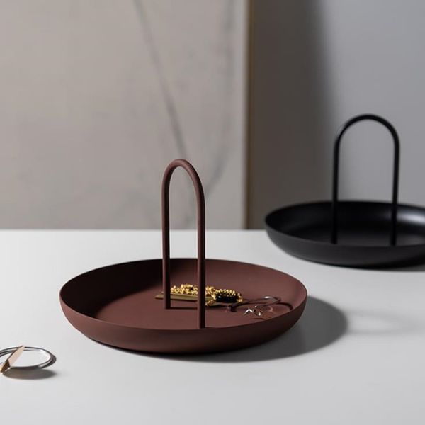 пластиковый нордик белых круглого jewelry tray гостиной кухня стол meal кольцо лотки для хранения диван лоток с ручкой decor
пластиковый нордик белых круглого jewelry tray гостиной кухня стол meal кольцо лотки для хранения диван лоток с ручкой decor