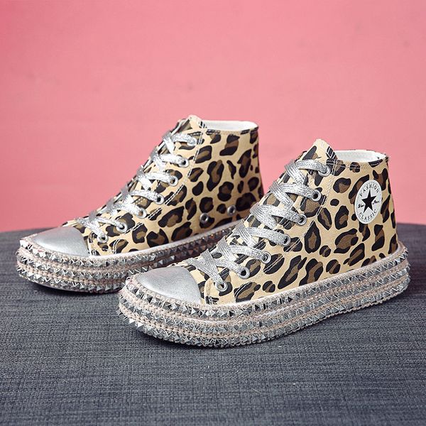 size 35~43 women sneakers leopard print fashion rivets women canvas shoes leisure lace-up high sneakers tenis feminino y200801, Black
size 35~43 women sneakers leopard print fashion rivets women canvas shoes leisure lace-up high sneakers tenis feminino y200801, Black