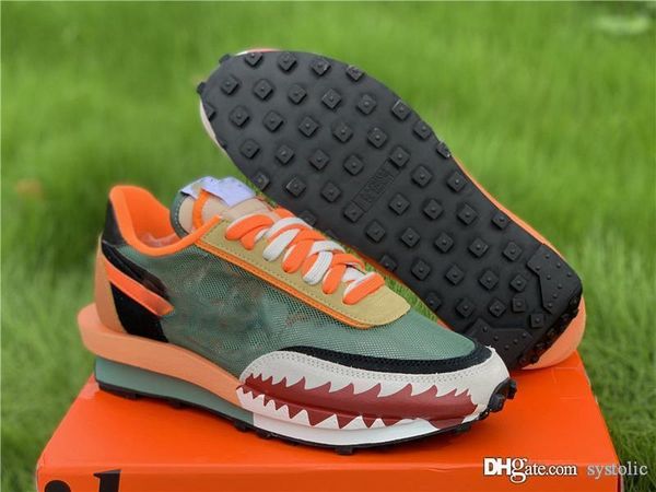 2020 новых акулы sacai ldv вафельного ape оранжевого зеленый мужчины женщина кроссовки racer черного рубец рассвет тренеры спортивные кроссо
2020 новых акулы sacai ldv вафельного ape оранжевого зеленый мужчины женщина кроссовки racer черного рубец рассвет тренеры спортивные кроссо