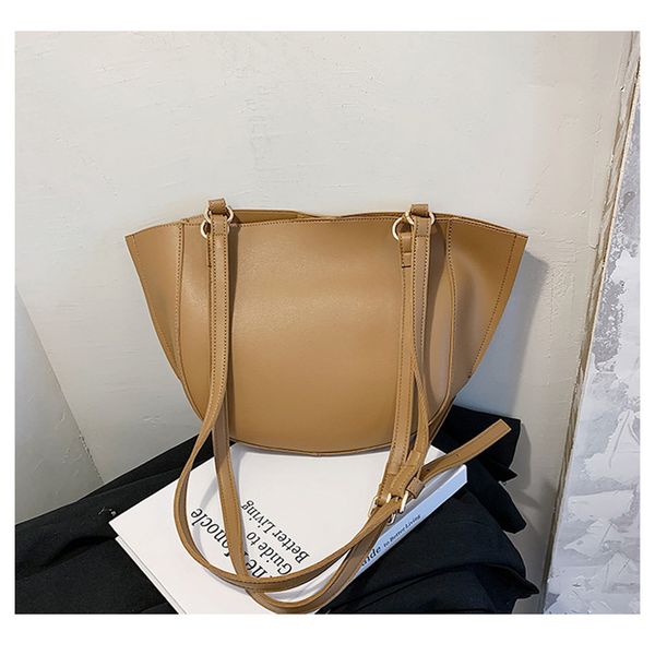 shoulder bags for women 2020 female pu leather designer bag sac a main femme lady large capacity travel handbags
shoulder bags for women 2020 female pu leather designer bag sac a main femme lady large capacity travel handbags