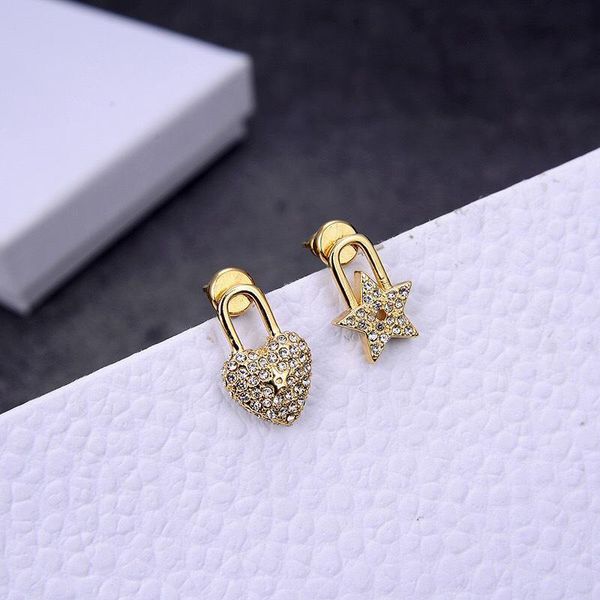 D family/Di family love star earrings female 2020 Super fairy 925 silver needle temperament earrings
D family/Di family love star earrings female 2020 Super fairy 925 silver needle temperament earrings