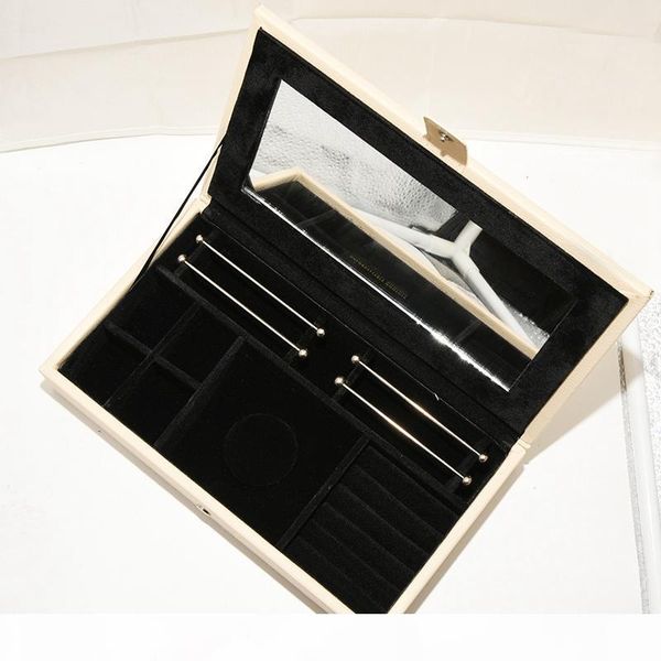 new storage box pu leather jewelry designer charm large ring ring bracelet necklace original storage box, Black;white
new storage box pu leather jewelry designer charm large ring ring bracelet necklace original storage box, Black;white