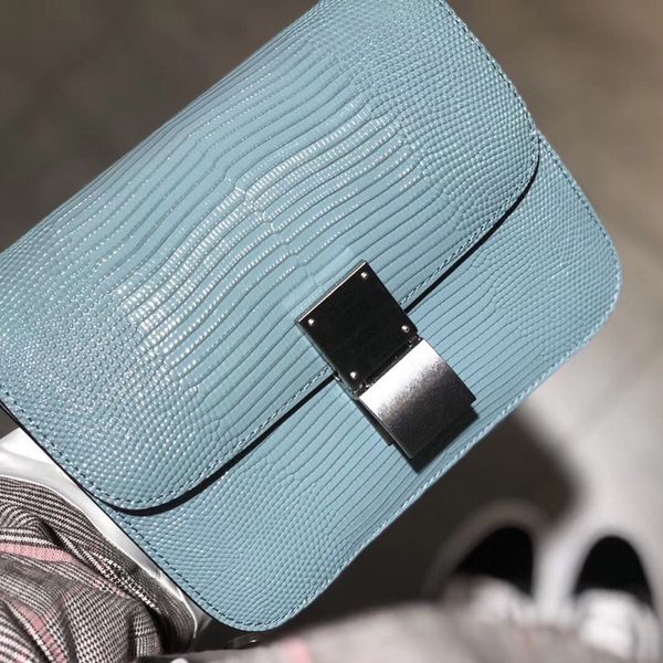 19cm leather small tofu bag small square bag organ high-end handbags fashion shoulder messenger two-layer cowhide
19cm leather small tofu bag small square bag organ high-end handbags fashion shoulder messenger two-layer cowhide