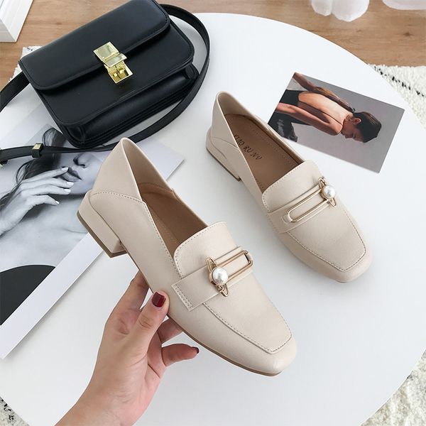 2020 new style for autumn and winter shen kou pearl loafers buff step with a pedal british shoes, Black
2020 new style for autumn and winter shen kou pearl loafers buff step with a pedal british shoes, Black