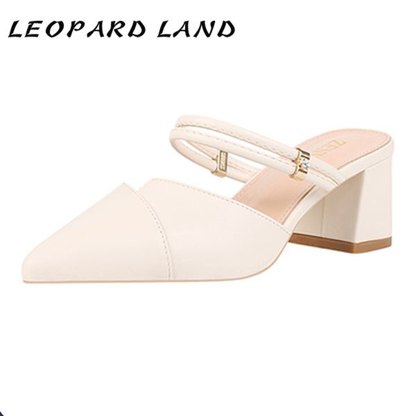 leopard land5.5cm 2020 summer pointed thick heel high heel sandals women dual-use daily slippers large size 43 women sandals lbz, Black
leopard land5.5cm 2020 summer pointed thick heel high heel sandals women dual-use daily slippers large size 43 women sandals lbz, Black