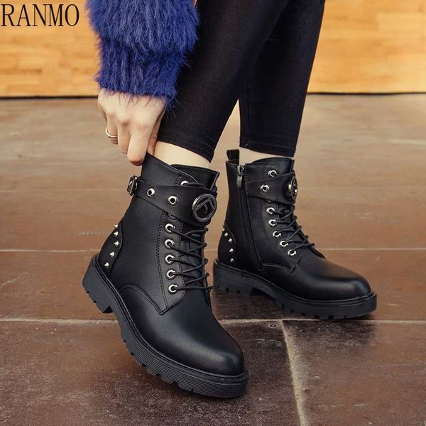 2020 new winter women's boots fashion lace-up high-heeled boots round head square with side pull buckle internal increase, Black
2020 new winter women's boots fashion lace-up high-heeled boots round head square with side pull buckle internal increase, Black