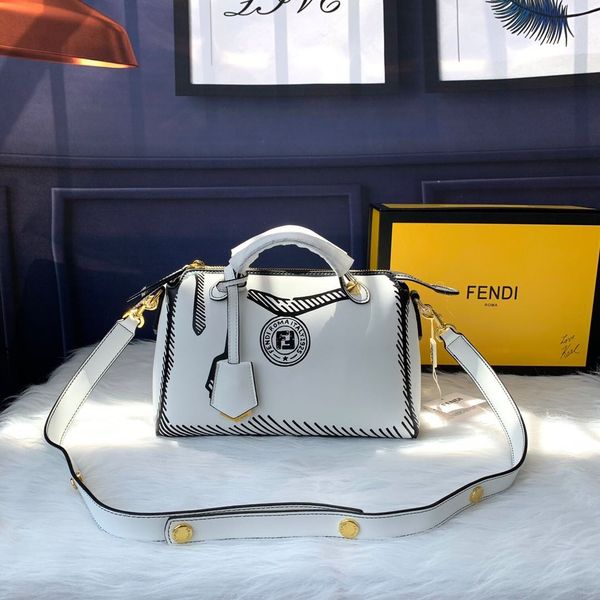 2020 crossbody new camera bag wide shoulder strap letter small square bag leather ladies handbag double zipper small shoulder bag handbag235, Blue;gray
2020 crossbody new camera bag wide shoulder strap letter small square bag leather ladies handbag double zipper small shoulder bag handbag235, Blue;gray