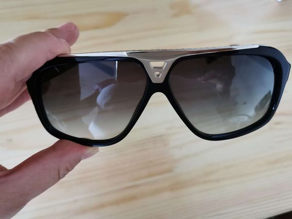 classic evidence sunglasses for men silver grey shaded des lunettes de soleil mens design millionaire sunglasses shades with box, White;black
classic evidence sunglasses for men silver grey shaded des lunettes de soleil mens design millionaire sunglasses shades with box, White;black
