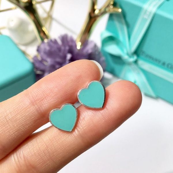new fresh style titanium steel stud earrings heart-shaped pink green blue stud earrings for couples gifts to wear with friends, Golden;silver
new fresh style titanium steel stud earrings heart-shaped pink green blue stud earrings for couples gifts to wear with friends, Golden;silver