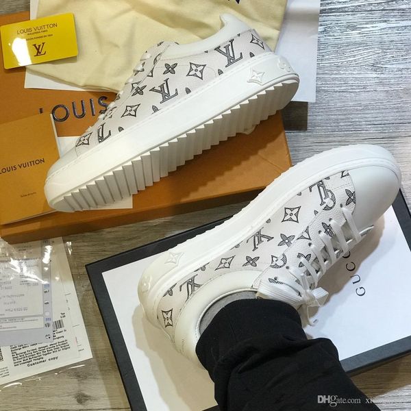 2020 men's casual sports shoes, fashionable platform shoes, comfortable and versatile, high-quality casual shoesaa, Red;white
2020 men's casual sports shoes, fashionable platform shoes, comfortable and versatile, high-quality casual shoesaa, Red;white