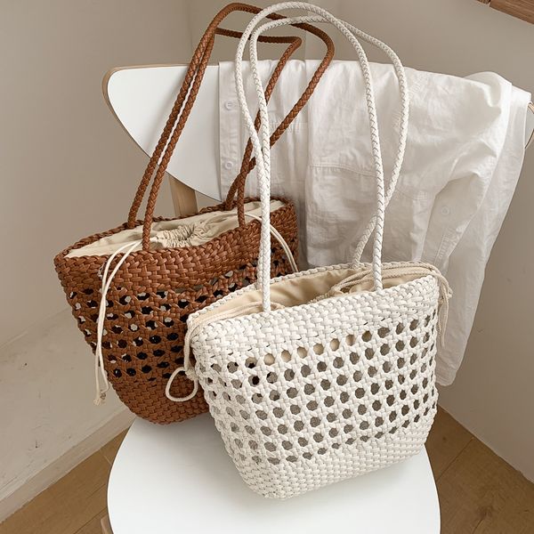 casual hollow out women shoulder bags designer pvc woven crossbody bag lady large capacity totes summer beach basket bucket bag
casual hollow out women shoulder bags designer pvc woven crossbody bag lady large capacity totes summer beach basket bucket bag