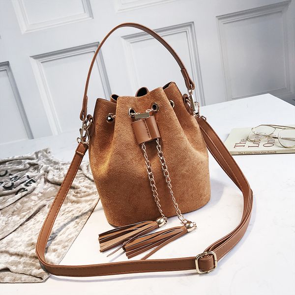 2020 mini crossbody handbags cute suede bucket bag organizer small tassel pu leather womens shoulder messenger bags bolsos
2020 mini crossbody handbags cute suede bucket bag organizer small tassel pu leather womens shoulder messenger bags bolsos