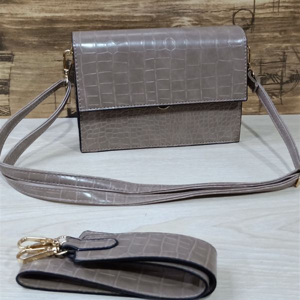 women's bags 2020 new fashion shoulder shoulder bag adjustable straps broadband style bread
women's bags 2020 new fashion shoulder shoulder bag adjustable straps broadband style bread