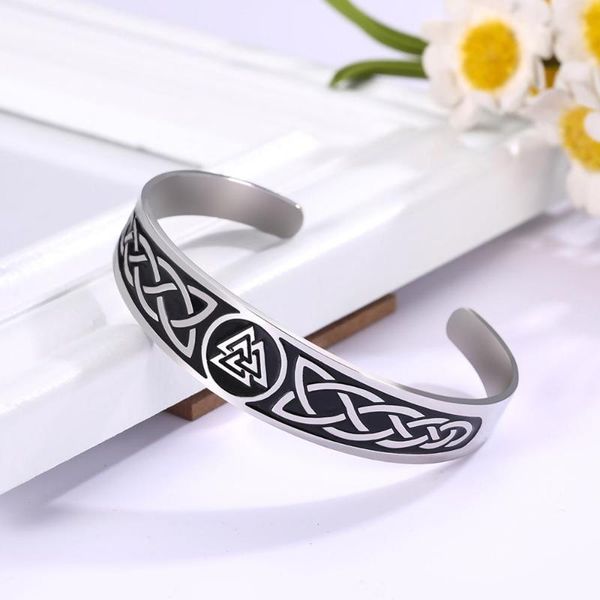 2020 europe and america fashion stainless steel nordic bangles viking vintage gothic irish knot adjustable bracelets, Red;blue
2020 europe and america fashion stainless steel nordic bangles viking vintage gothic irish knot adjustable bracelets, Red;blue
