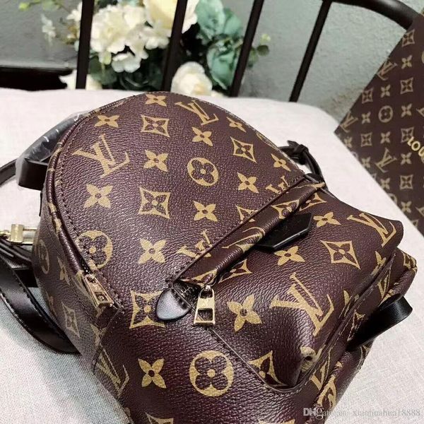 Shoulder 2019 Fashion Backpack Travel Backpack Female Teenagers Girls Shoulder Bag Bagpack Female School bag Cosmetic bags Cosmetic bag
Shoulder 2019 Fashion Backpack Travel Backpack Female Teenagers Girls Shoulder Bag Bagpack Female School bag Cosmetic bags Cosmetic bag