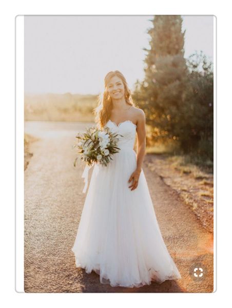 strapless wedding dress boho long backless white beach wedding dress 2019 appliques lace bride dress, Blue;red
strapless wedding dress boho long backless white beach wedding dress 2019 appliques lace bride dress, Blue;red