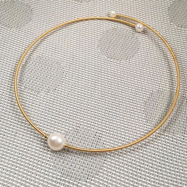 natural pearl bracelets iron alloy simple temperament winding three pearls gold bangles party gift for women jewelry, Black
natural pearl bracelets iron alloy simple temperament winding three pearls gold bangles party gift for women jewelry, Black