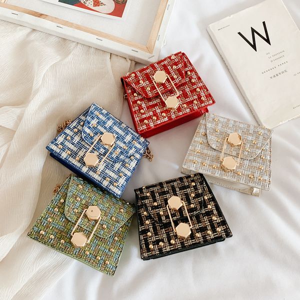 2020 princess mini shoulder bag vintage plaid cotton fabric cute baby girls crossbody bag coin purse money flap messenger, Slivery;white
2020 princess mini shoulder bag vintage plaid cotton fabric cute baby girls crossbody bag coin purse money flap messenger, Slivery;white