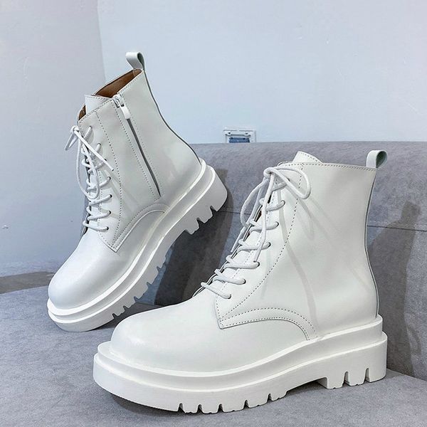 2020 women boots round toes soft black leather motorcycle boots punk gothic shoes combat white leather for women a1-219
2020 women boots round toes soft black leather motorcycle boots punk gothic shoes combat white leather for women a1-219