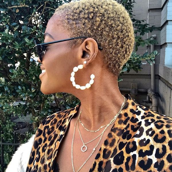 pearl big hoop earrings c-shaped pearl earrings fashion dangle earring beaded earrings geometric earring jewelry, Golden;silver
pearl big hoop earrings c-shaped pearl earrings fashion dangle earring beaded earrings geometric earring jewelry, Golden;silver
