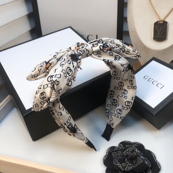fashion headband girls vintage knitting twisted knotted letter headband wide hair bands head wear accessories with box b44, Golden;silver
fashion headband girls vintage knitting twisted knotted letter headband wide hair bands head wear accessories with box b44, Golden;silver