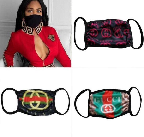 wholesale brand fashion face masks washable breathable luxury designer mask trendy print reusable windproof anti-dust cycling masks 
wholesale brand fashion face masks washable breathable luxury designer mask trendy print reusable windproof anti-dust cycling masks