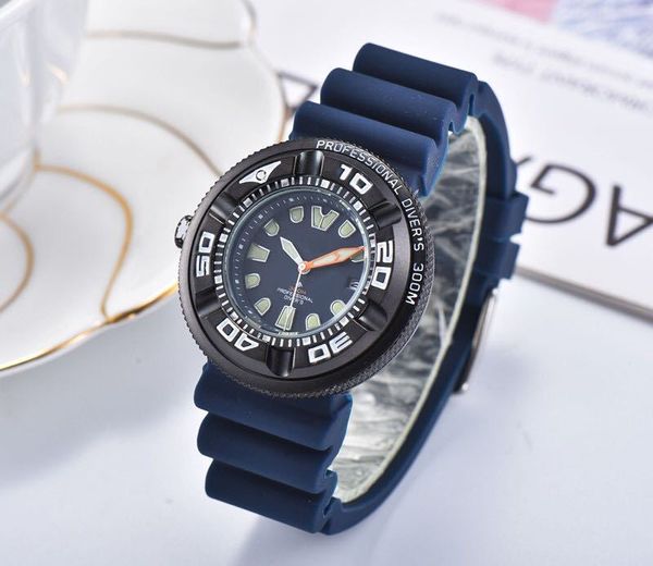 colors mens fashion watch royal oak luxury designer diamond iced out watches stainless steel bling quartz ap movement party wristwatch agp1, Black;brown
colors mens fashion watch royal oak luxury designer diamond iced out watches stainless steel bling quartz ap movement party wristwatch agp1, Black;brown