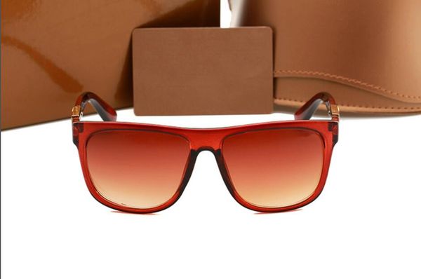2020 new fashion round designer sunglasses men's and women's eyewear retro sunglasses uv400 with box 3880, Silver
2020 new fashion round designer sunglasses men's and women's eyewear retro sunglasses uv400 with box 3880, Silver