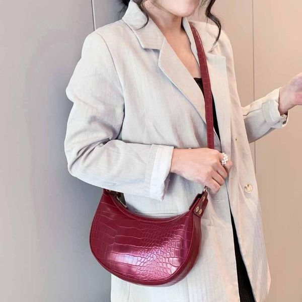 ladies designer bags women bags 2020 retro stone pattern leather crossbody bag for women 2020 small shoulder bag
ladies designer bags women bags 2020 retro stone pattern leather crossbody bag for women 2020 small shoulder bag