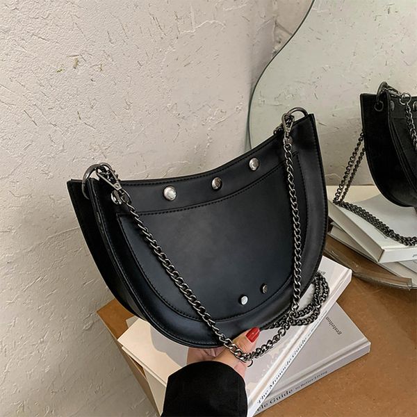 solid color chain pu leather crossbody bags for women 2020 autumn trend shoulder bag ladies travel handbags
solid color chain pu leather crossbody bags for women 2020 autumn trend shoulder bag ladies travel handbags