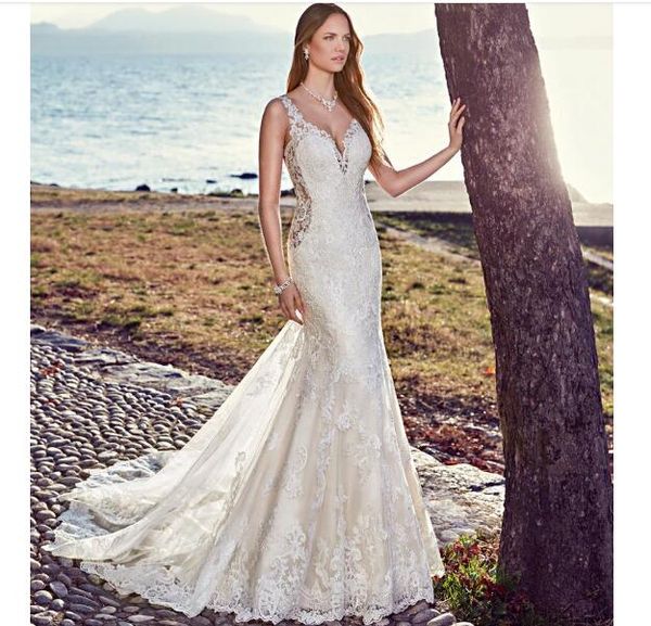 2020 exquisite mermaid full lace wedding dresses appliqued summer beach vintage bridal gowns long chapel train wedding gowns, White
2020 exquisite mermaid full lace wedding dresses appliqued summer beach vintage bridal gowns long chapel train wedding gowns, White