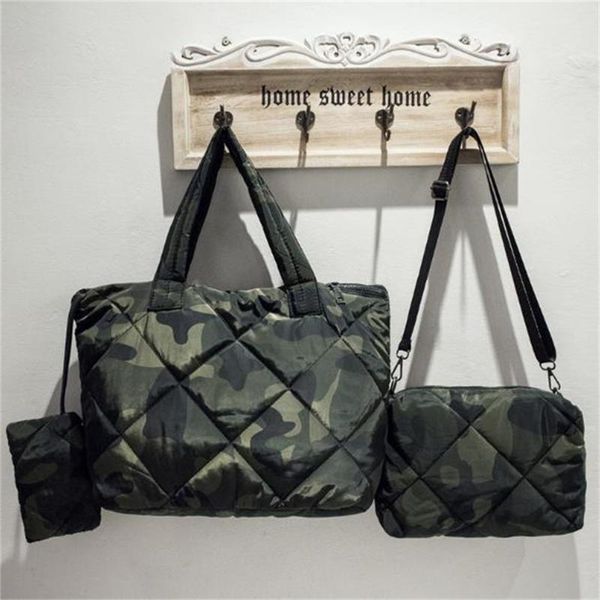 2020 new retro shoulder bags trend three-piece space cotton large-capacity handbag down bag casual wild camouflage messenger bag
2020 new retro shoulder bags trend three-piece space cotton large-capacity handbag down bag casual wild camouflage messenger bag