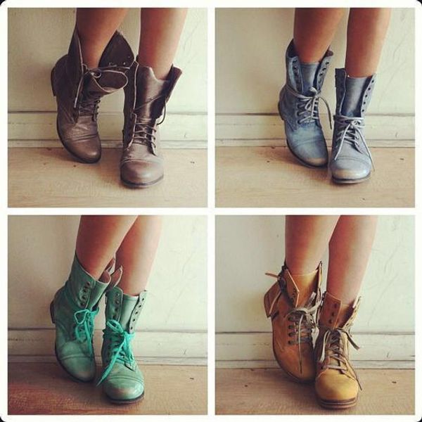 2020 new lace-up winter motorcycle boots women british style fashion boots gothic punk low heel boot women shoe, Black
2020 new lace-up winter motorcycle boots women british style fashion boots gothic punk low heel boot women shoe, Black