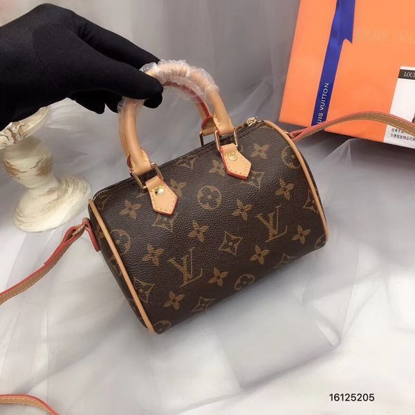 louis bags women messenger bag classic style fashion bags 888 666 women bag shoulder bags lady totes handbags speedy with shoulder strap
louis bags women messenger bag classic style fashion bags 888 666 women bag shoulder bags lady totes handbags speedy with shoulder strap