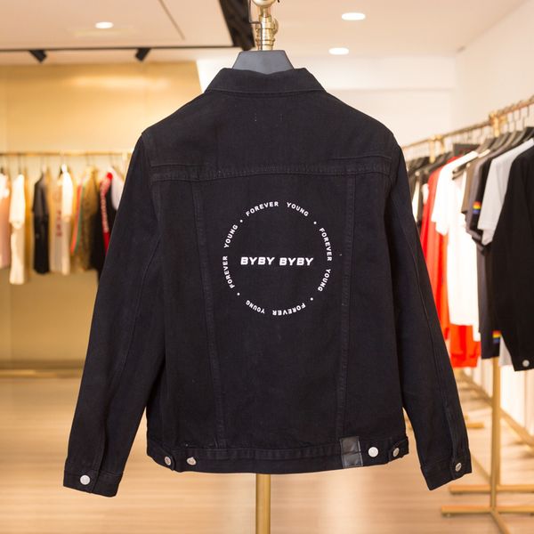 19fw христианские atelier homme джинсовых курток logo вышивка flame повседневная пальто мужчины женщины спорт верхняя одежда мода два стиль, Black;brown
19fw христианские atelier homme джинсовых курток logo вышивка flame повседневная пальто мужчины женщины спорт верхняя одежда мода два стиль, Black;brown