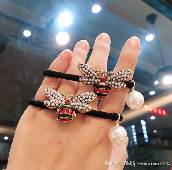 korea dongdaemun head rope metal pearl diamond bee hair ring pearl pendant zama tail rubber band simple hair rope, Pink
korea dongdaemun head rope metal pearl diamond bee hair ring pearl pendant zama tail rubber band simple hair rope, Pink