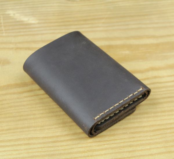 vintage handmade genuine leather key holder men leather key wallet keychain men housekeeper women key case bag organizer, Red;blue
vintage handmade genuine leather key holder men leather key wallet keychain men housekeeper women key case bag organizer, Red;blue