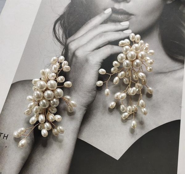 mengjiqiao 2020 korean vintage pearl fireworks flower exaggerate stud earrings for women students fashion elegant party01, Golden;silver
mengjiqiao 2020 korean vintage pearl fireworks flower exaggerate stud earrings for women students fashion elegant party01, Golden;silver
